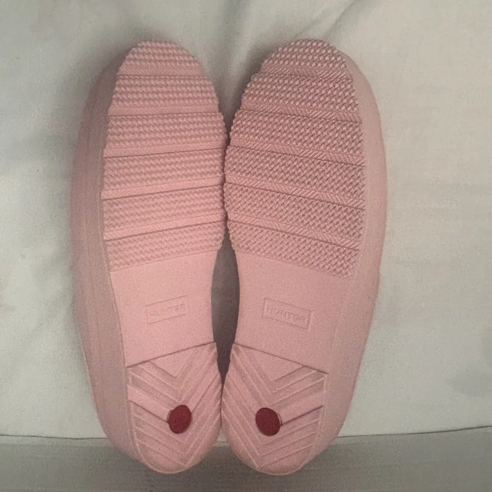 HUNTER SHOES - Picture 7 of 11